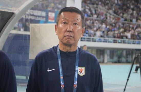 美女露出让男生狂揉网站