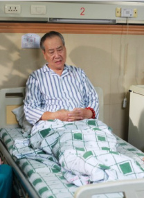 与翁敌伦刺激小说